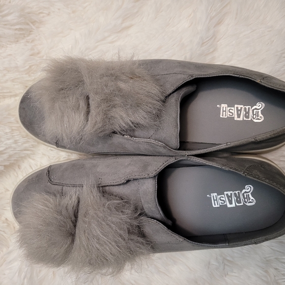 Brash slip ons - Picture 6 of 8